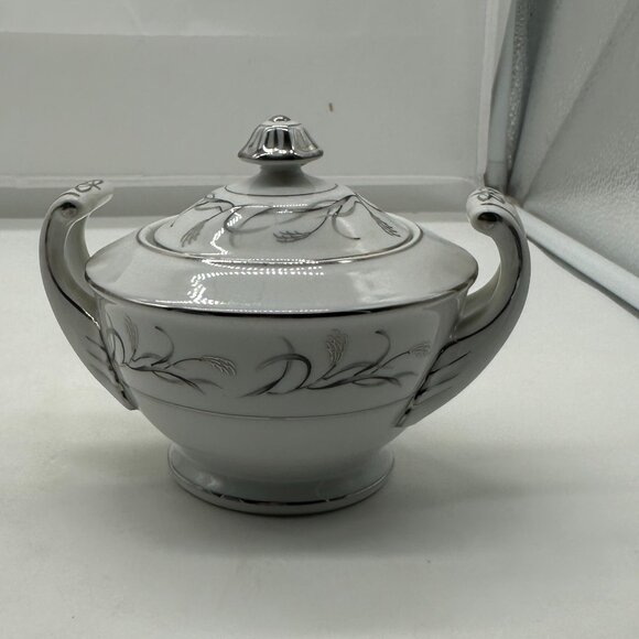 EUC Harmony House Platinum Garland Vintage Fine China 3541 Sugar Bowl Japan - Picture 1 of 3